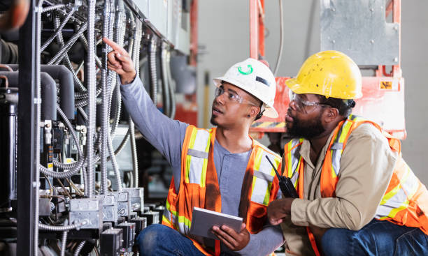 Best Best Electricians Near Me  in Oxnard, CA